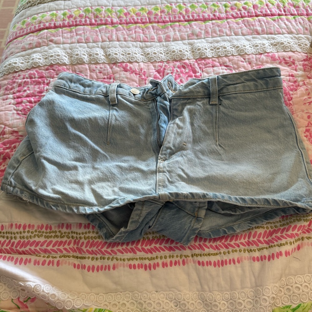 Free People Peekaboo denim skort size 27 light wash
